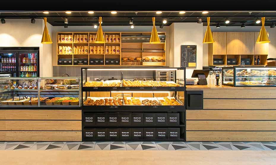 A bakery inside a mall